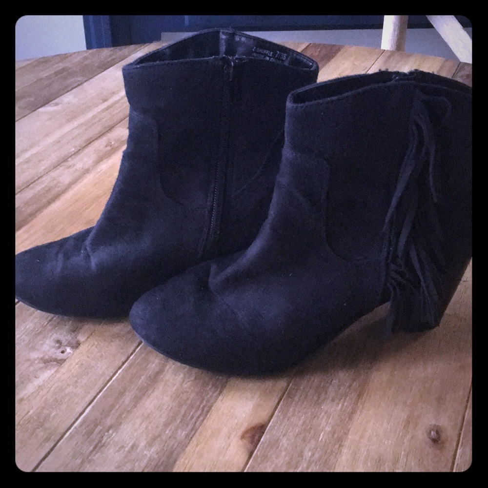 Chinese laundry fringe booties
